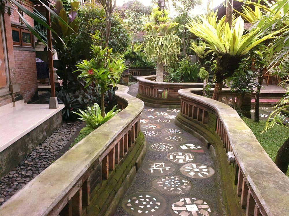 Ketut'S Place Bed & Breakfast Ubud Buitenkant foto