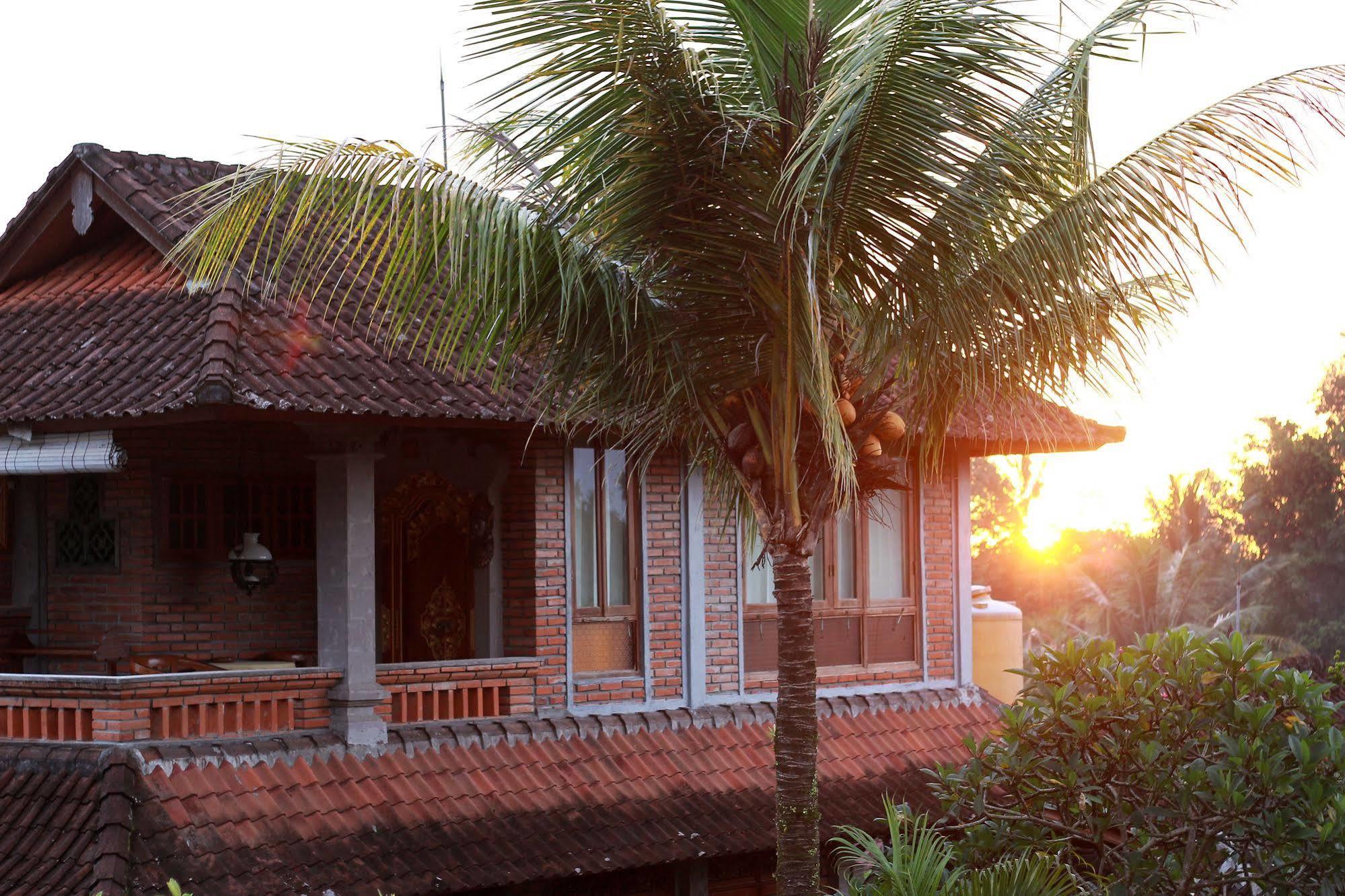 Ketut'S Place Bed & Breakfast Ubud Buitenkant foto