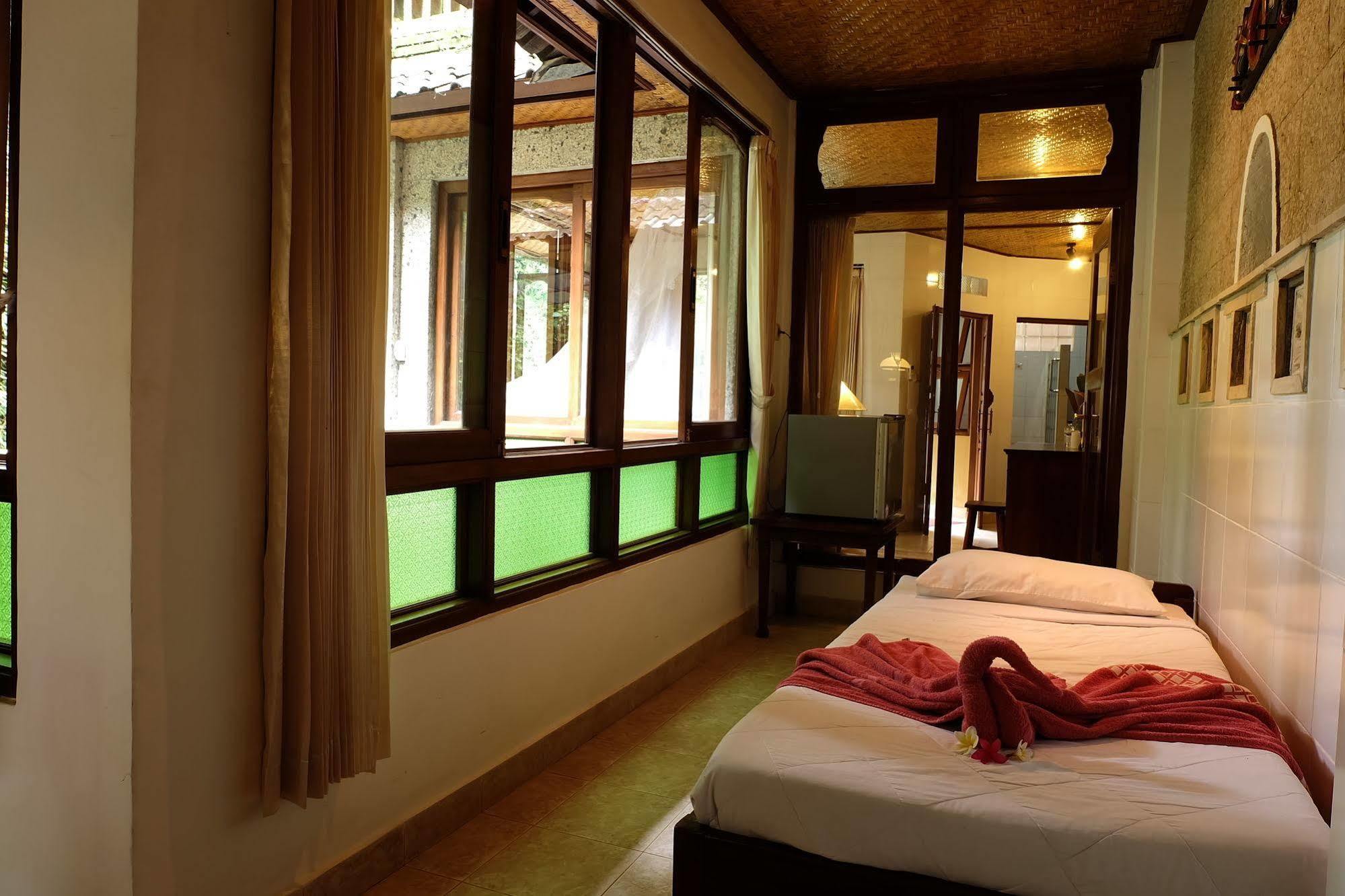 Ketut'S Place Bed & Breakfast Ubud Buitenkant foto