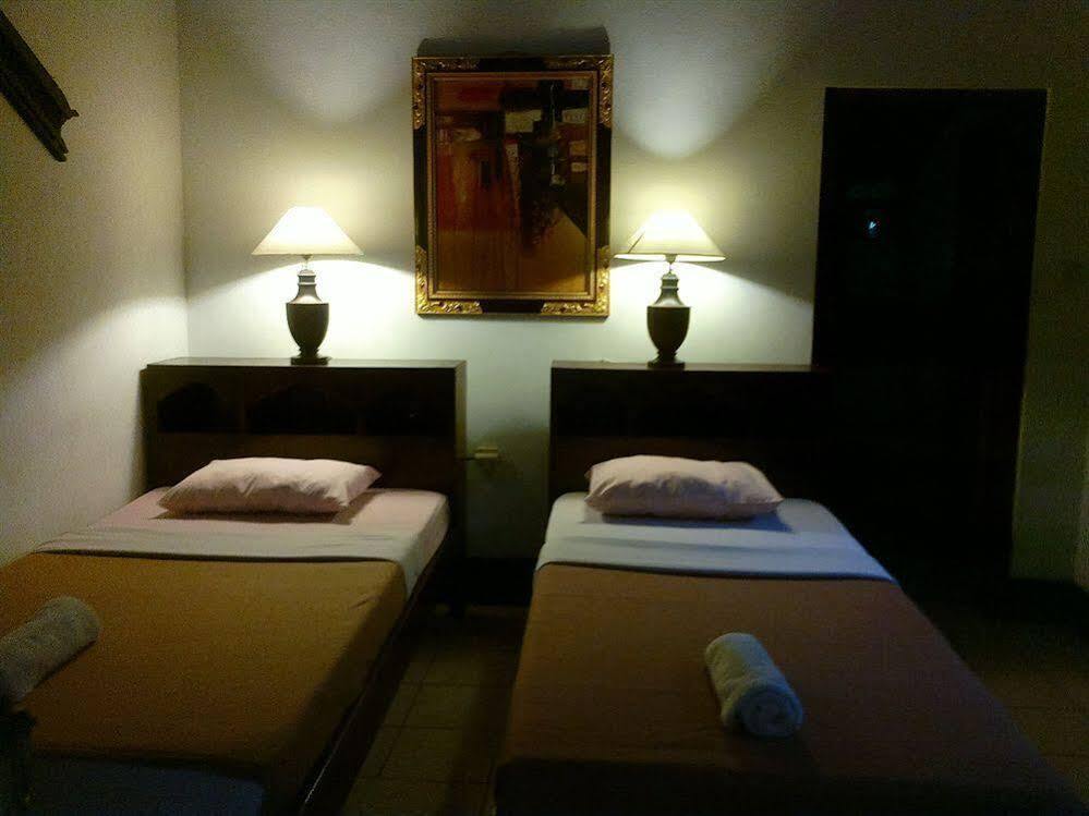 Ketut'S Place Bed & Breakfast Ubud Buitenkant foto